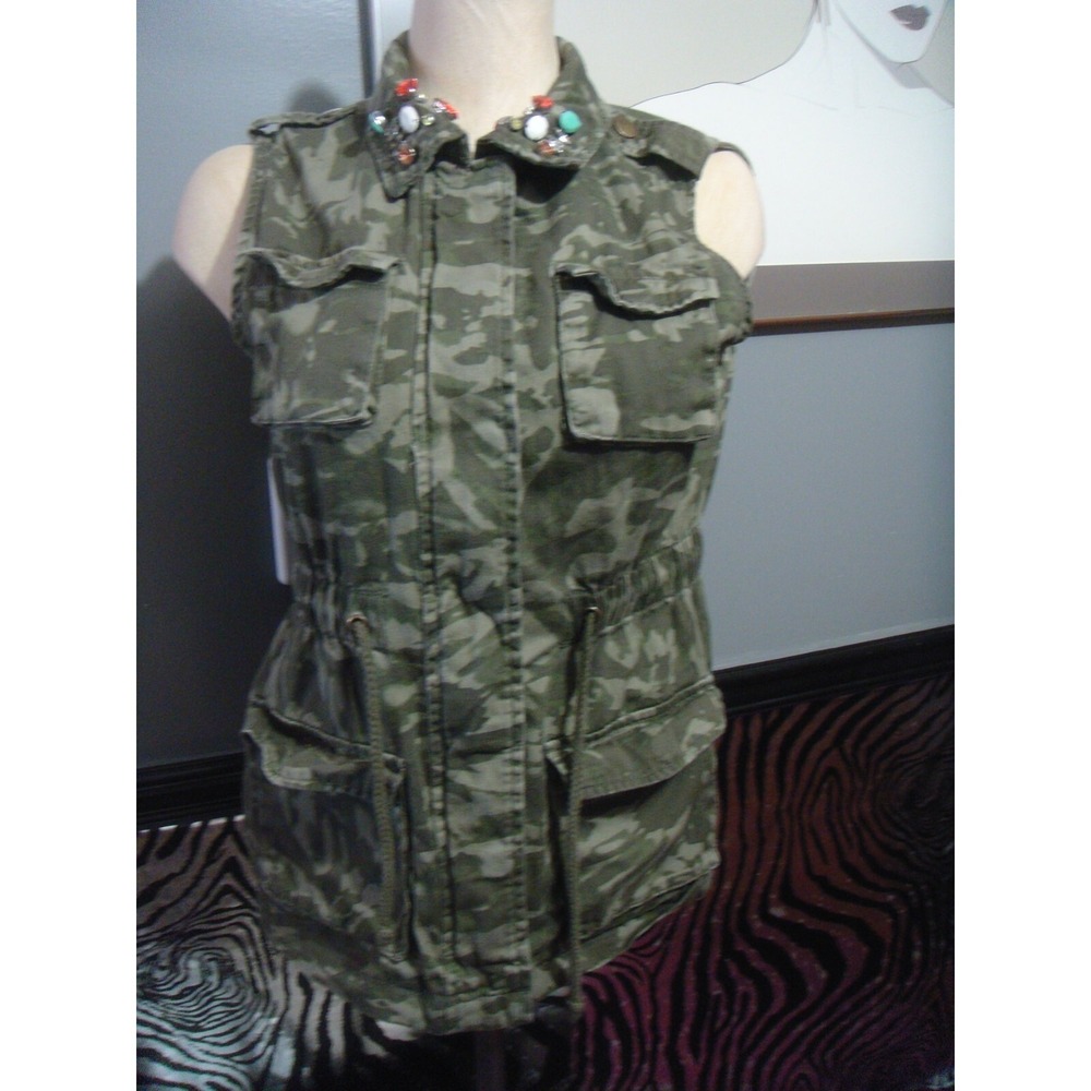 Decree camo camouflage vest jeweled zippered‎ button front with drawstring tie M
